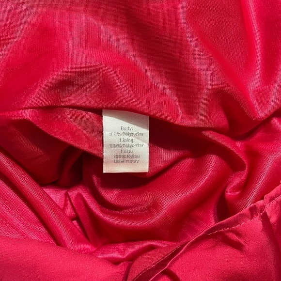 Dresses 3 for $50 
NWT Red Lace Yoke Lauren Conrad Lined Dress, Size 4 - Picture 5 of 5